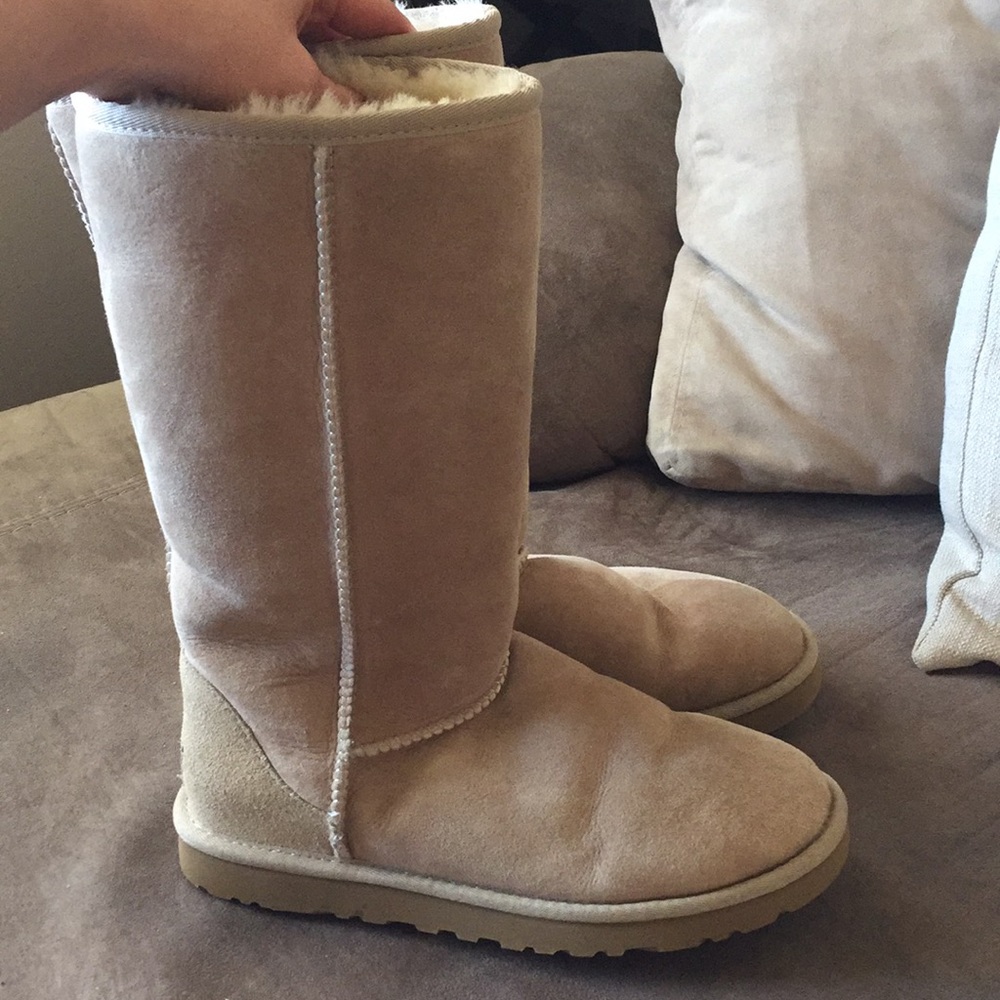 Womens Ugg boots size 7